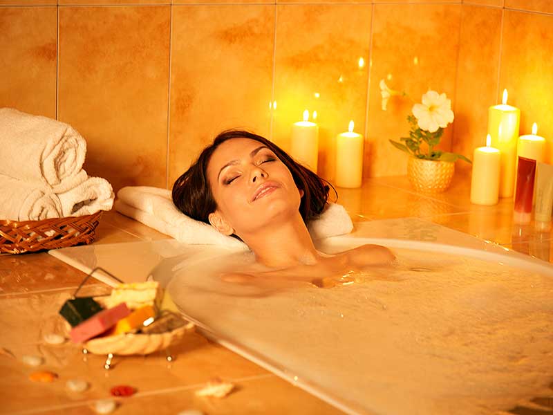 Benefits of taking a bath when dealing with stress